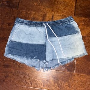 Aerie patchwork cutoff jean shorts size medium